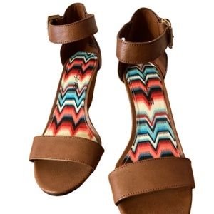 American Eagle Brown Ankle Strap Wedged Sandals